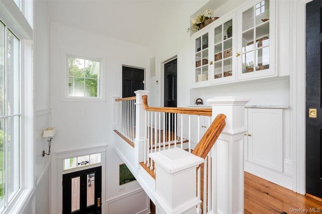 69 Southdown Road, Huntington, NY 11743