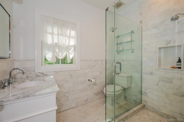 69 Southdown Road, Huntington, NY 11743