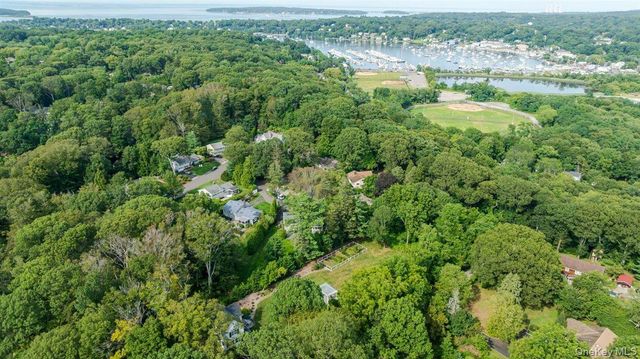 69 Southdown Road, Huntington, NY 11743