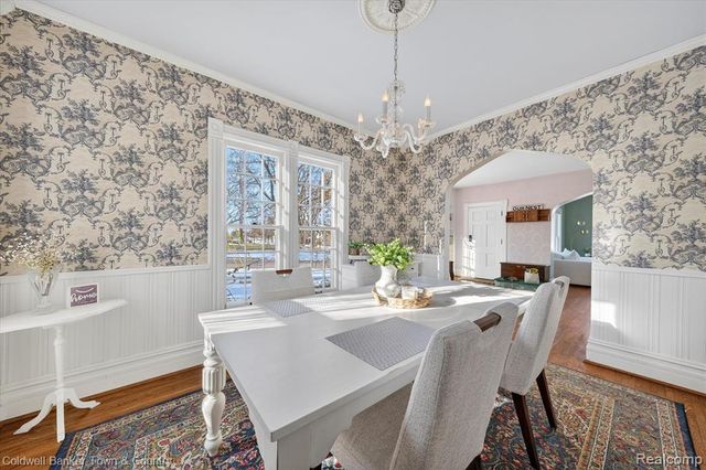 106 Lake St., Howell, MI 48843