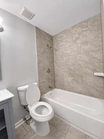 13 INGATE TER, Baltimore, MD 21227