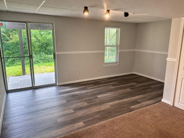13 INGATE TER, Baltimore, MD 21227
