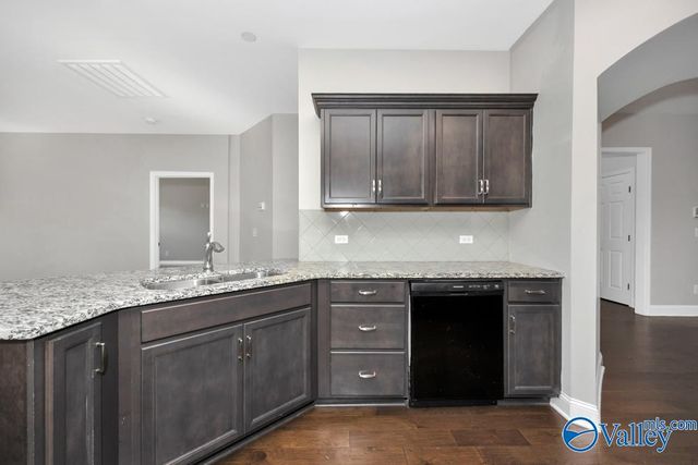 26580 Kyle Lane, Athens, AL 35613