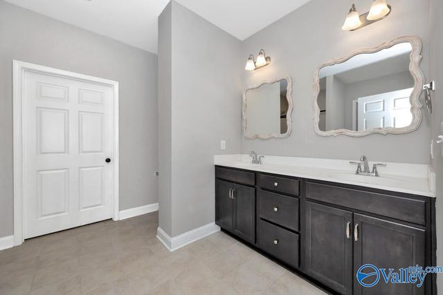 26580 Kyle Lane, Athens, AL 35613