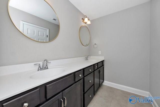 26580 Kyle Lane, Athens, AL 35613