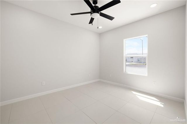 4213 Hummingbird Avenue 92, Mcallen, TX 78504