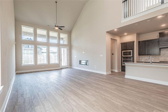 7335 Rolling Grove Ln Lane, Fulshear, TX 77441