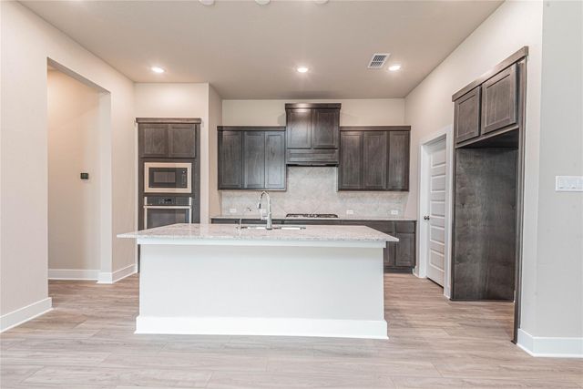 7335 Rolling Grove Ln Lane, Fulshear, TX 77441