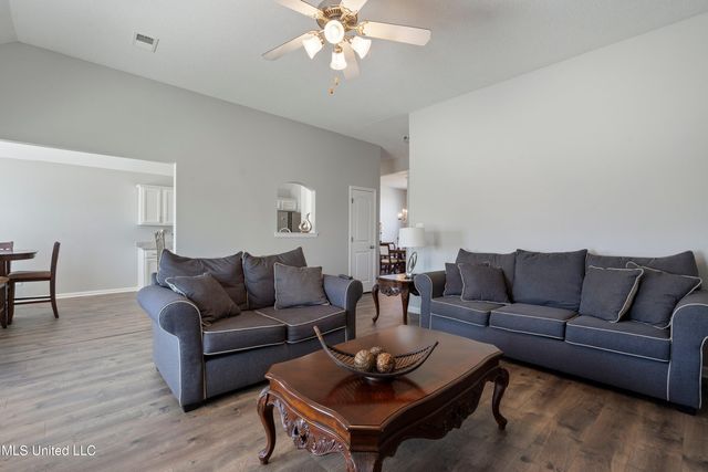 7868 Plantation Ridge Cove, Olive Branch, MS 38654