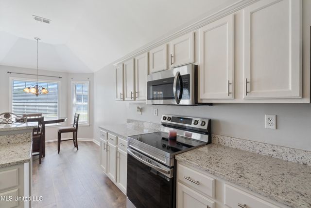 7868 Plantation Ridge Cove, Olive Branch, MS 38654