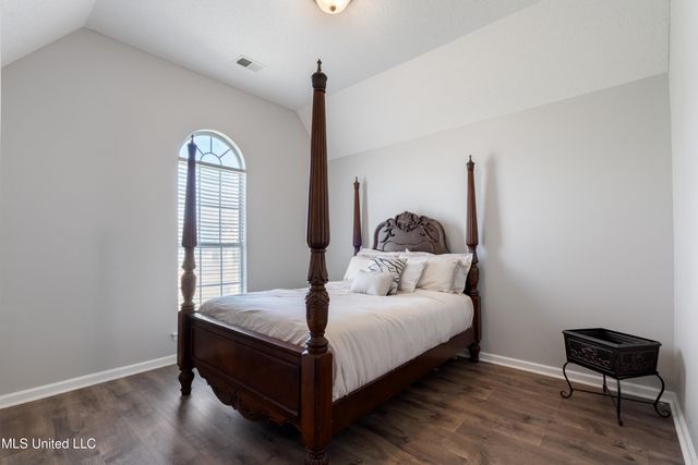 7868 Plantation Ridge Cove, Olive Branch, MS 38654