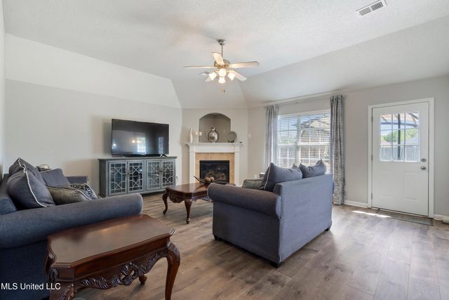 7868 Plantation Ridge Cove, Olive Branch, MS 38654