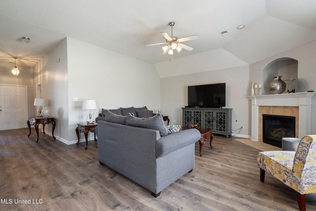 7868 Plantation Ridge Cove, Olive Branch, MS 38654