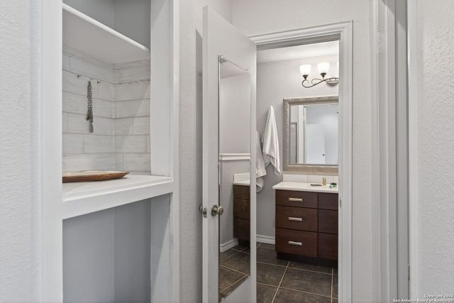 11001 Wurzbach Rd Apt 605, San Antonio, TX 78230