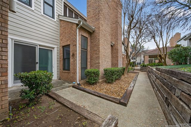 11001 Wurzbach Rd Apt 605, San Antonio, TX 78230