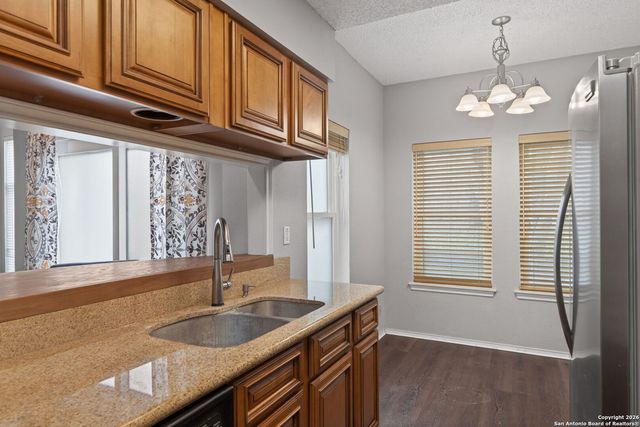 11001 Wurzbach Rd Apt 605, San Antonio, TX 78230