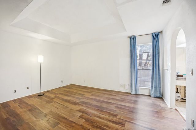 13018 Larkyorke, San Antonio, TX 78233