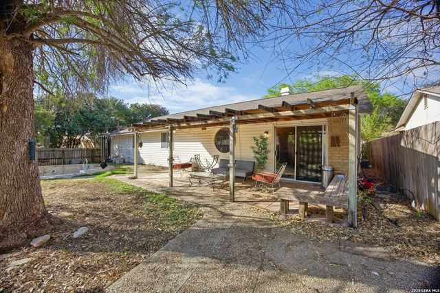 13018 Larkyorke, San Antonio, TX 78233