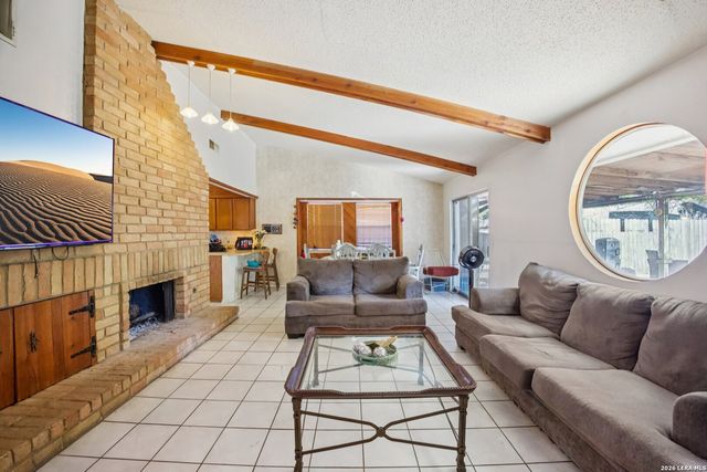 13018 Larkyorke, San Antonio, TX 78233