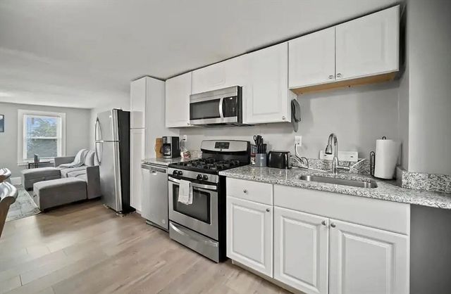 175 West 8th 2, Boston, MA 02127