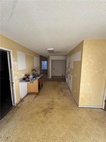 3103 12th Street, Bentonville, AR 72712