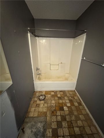 3103 12th Street, Bentonville, AR 72712