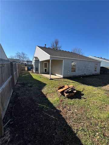 3103 12th Street, Bentonville, AR 72712