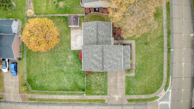 8724 Sentry Dr, Florence, KY 41042