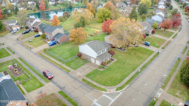 8724 Sentry Dr, Florence, KY 41042