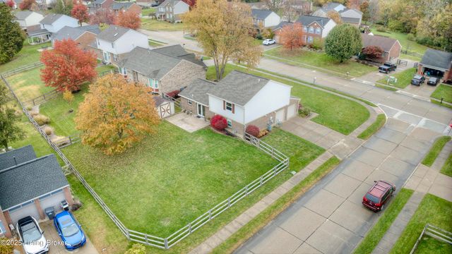 8724 Sentry Dr, Florence, KY 41042