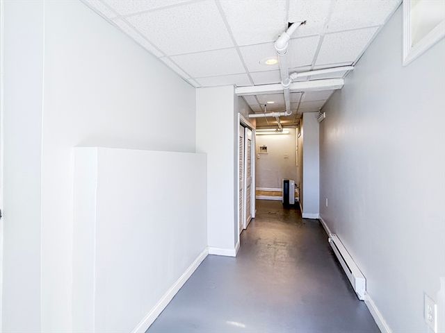 4 Longfellow Rd, Worcester, MA 01602