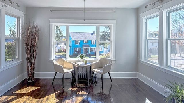 4 Longfellow Rd, Worcester, MA 01602