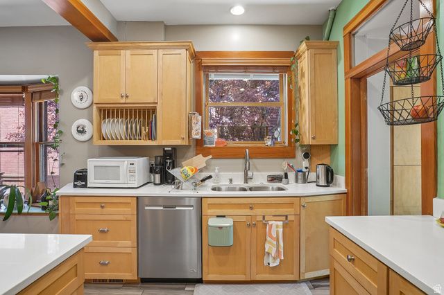 963 E LOGAN AVE, Salt Lake City, UT 84105