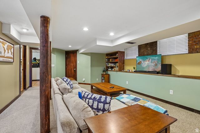 963 E LOGAN AVE, Salt Lake City, UT 84105