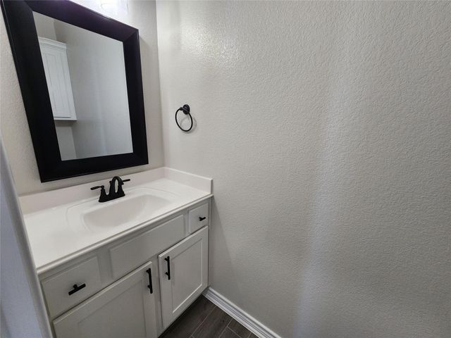 630 Eagle Crest DR, Salado, TX 76571