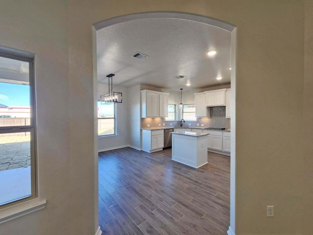 630 Eagle Crest DR, Salado, TX 76571