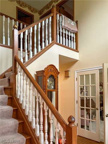 513 Park Ridge Drive, Munroe Falls, OH 44262