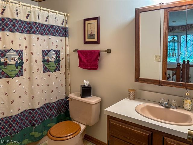 513 Park Ridge Drive, Munroe Falls, OH 44262