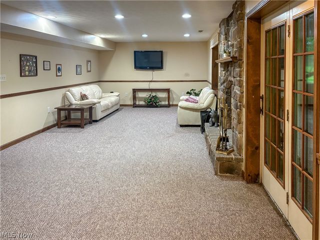 513 Park Ridge Drive, Munroe Falls, OH 44262