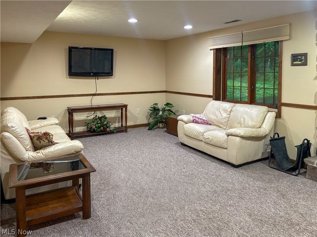 513 Park Ridge Drive, Munroe Falls, OH 44262