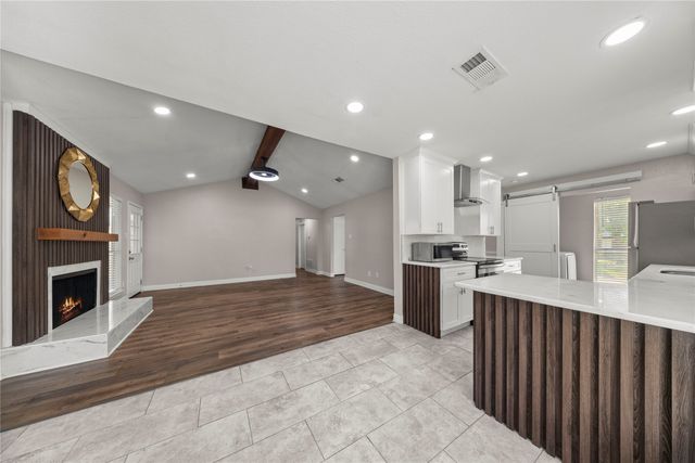 2303 Silverthorne Drive, Dallas, TX 75287