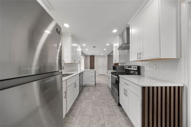 2303 Silverthorne Drive, Dallas, TX 75287