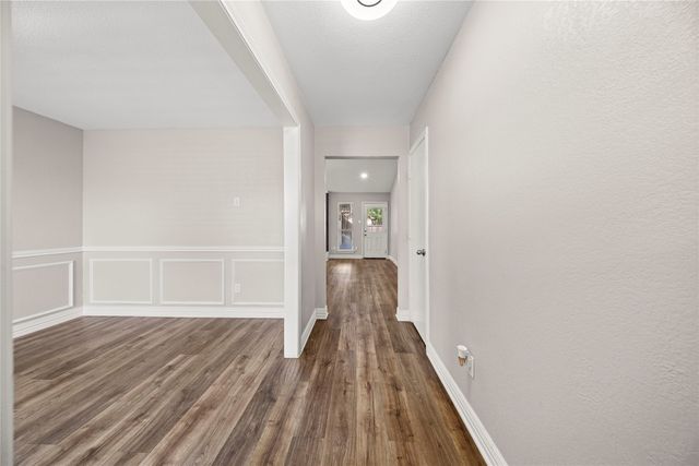 2303 Silverthorne Drive, Dallas, TX 75287