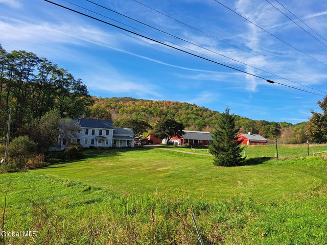 1187 County Route 31, Hebron, NY 12832