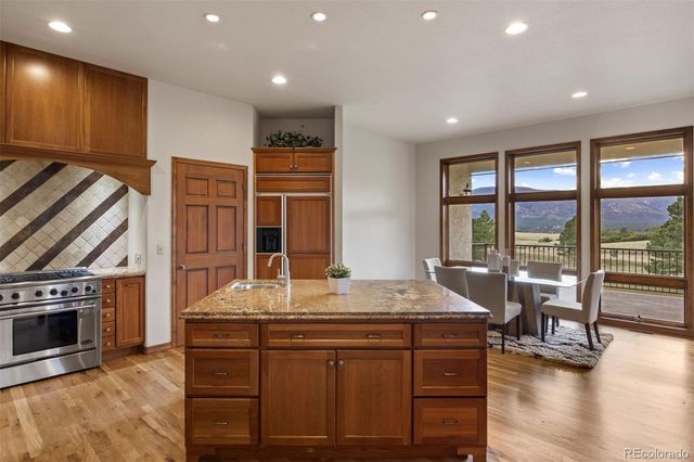 8061 Sugarloaf Road, Larkspur, CO 80118