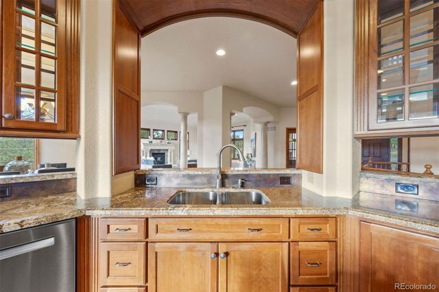 8061 Sugarloaf Road, Larkspur, CO 80118