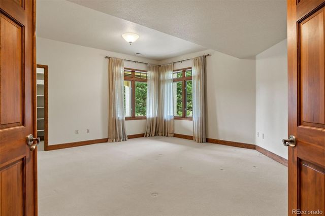 8061 Sugarloaf Road, Larkspur, CO 80118