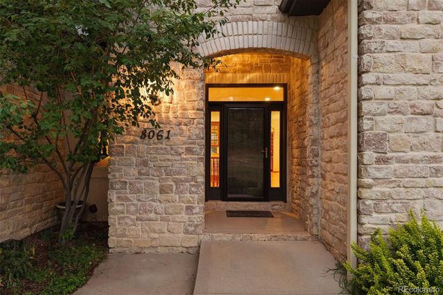 8061 Sugarloaf Road, Larkspur, CO 80118