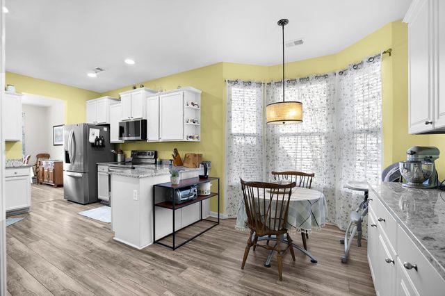 1011 Bridlewood Farms Parkway, Ridgeville, SC 29472