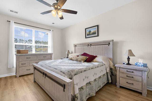 1011 Bridlewood Farms Parkway, Ridgeville, SC 29472